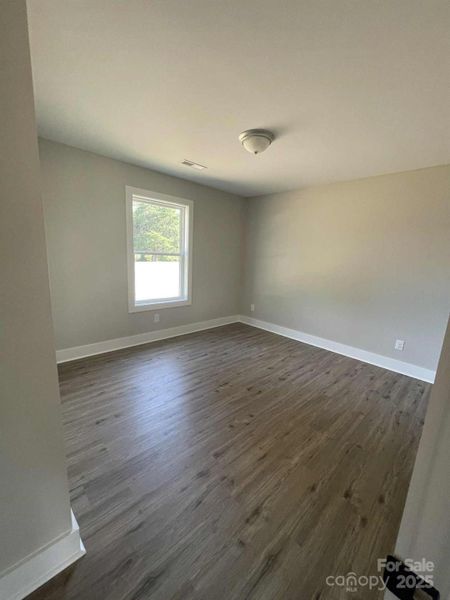 Spacious, unfurnished interior of a new home in , Lawndale (Image 14).