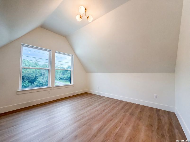 Spacious, unfurnished interior of a new home in , San Antonio (Image 19).