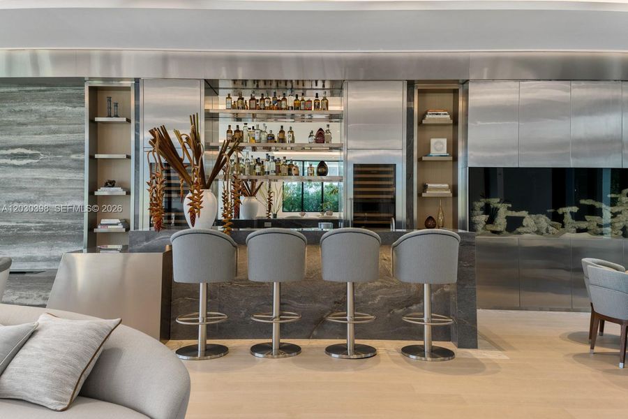 Community amenities in , Miami Beach (Image 43).