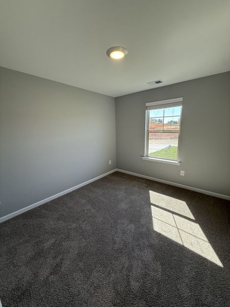 Spacious, unfurnished interior of a new home in Bradley Bend, Ashland City (Image 11).