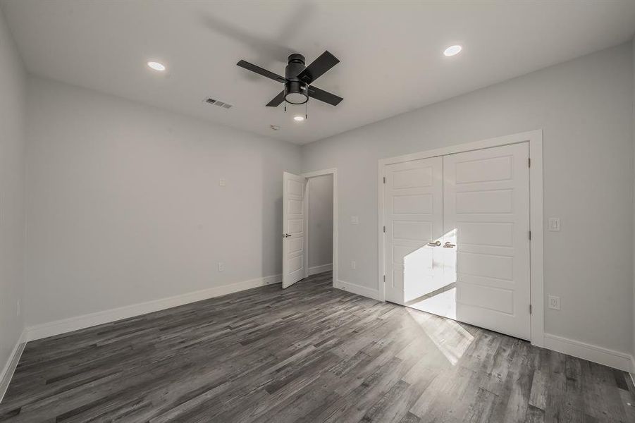 Spacious, unfurnished interior of a new home in , Dallas (Image 33). Spacious, unfurnished interior of a new home in , Dallas (Image 33).