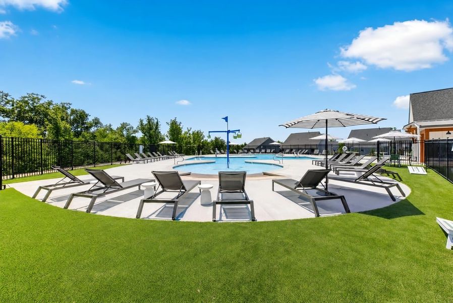 Community amenities in Silverstone, Knightdale (Image 26).