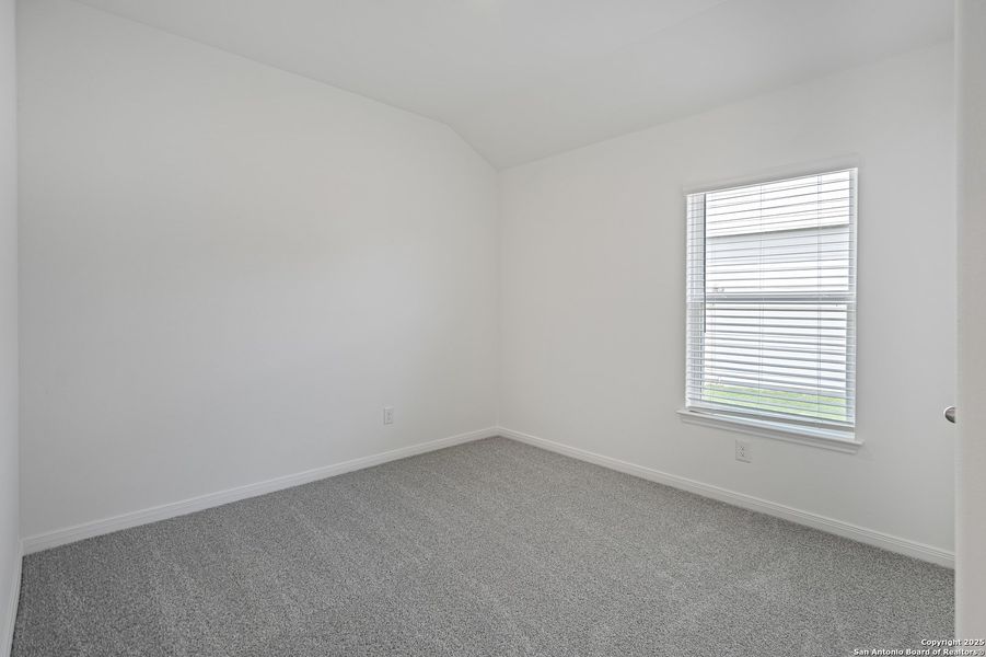 Spacious, unfurnished interior of a new home in Luckey Ranch, San Antonio (Image 6).