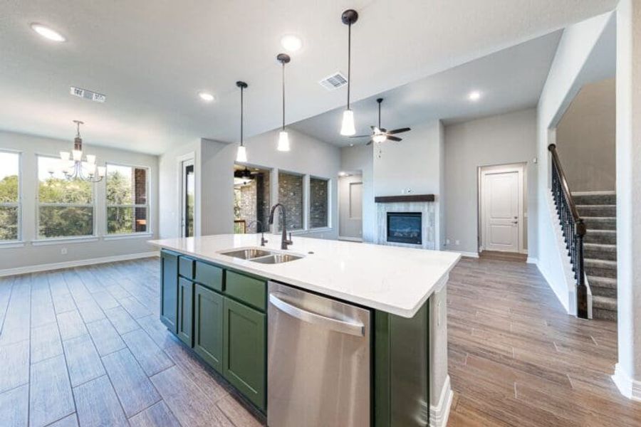 15-web-or-mls-SQFT-0078