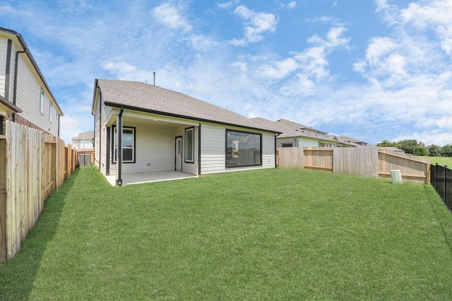 Explore the expansive backyard with its inviting covered patio—a perfect blend of space for the kids to play and adults to unwind. Ideal for creating your outdoor oasis, this backyard accommodates patio furniture, a BBQ pit, and endless possibilities for leisure and entertainment. Explore the expansive backyard with its inviting covered patio—a perfect blend of space for the kids to play and adults to unwind. Ideal for creating your outdoor oasis, this backyard accommodates patio furniture, a BBQ pit, and endless possibilities for leisure and entertainment.