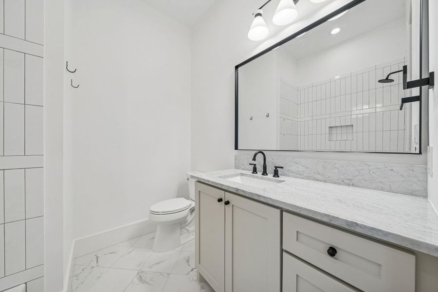 En suite, every bedroom has its own en suite