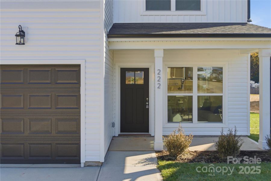 Exterior details and patio area of a home in , Fort Mill (Image 2).