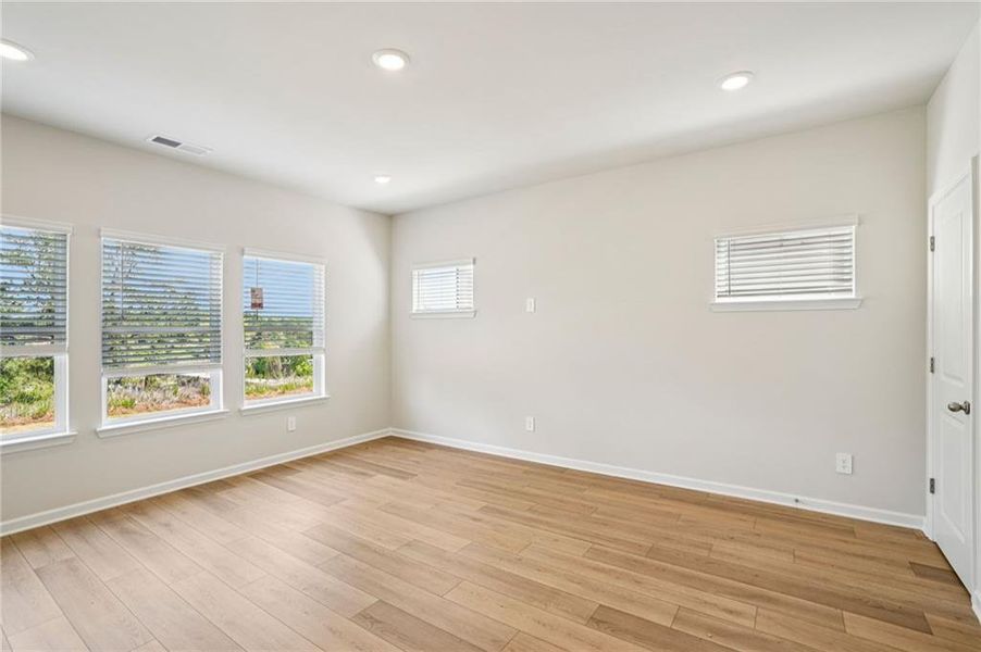 Spacious, unfurnished interior of a new home in Hawthorne Station, College Park (Image 41). Spacious, unfurnished interior of a new home in Hawthorne Station, College Park (Image 41).