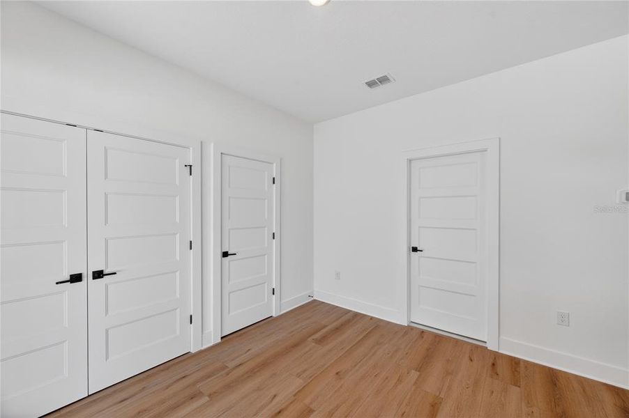 Spacious, unfurnished interior of a new home in , St. Petersburg (Image 19). Spacious, unfurnished interior of a new home in , St. Petersburg (Image 19).