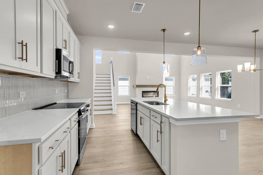 Furnished interior view inside a new home in , Ravenel (Image 11).