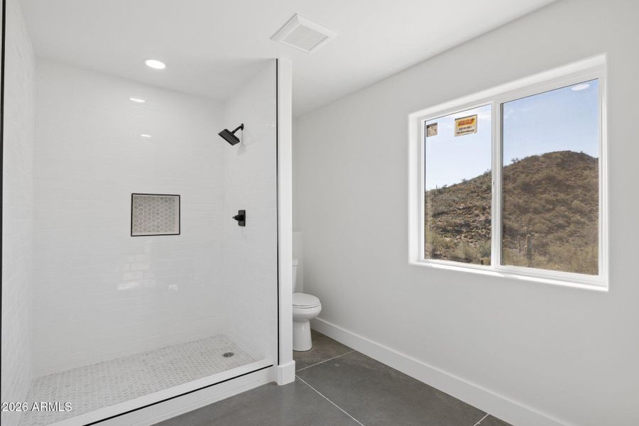 53-web-or-mls-46210-n-36th-ave