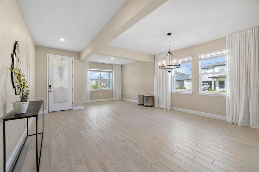 Spacious, unfurnished interior of a new home in , Minneola (Image 24).