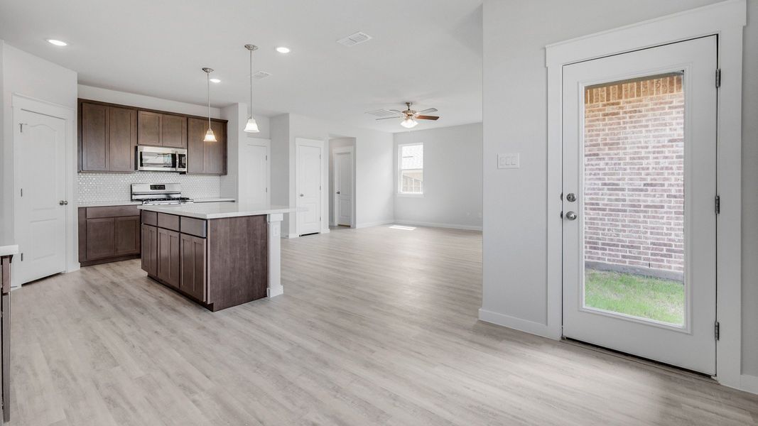 Representative furnished interior of a home built from the Legend by Brightland Homes in Mostyn Springs, Magnolia (Image 9).