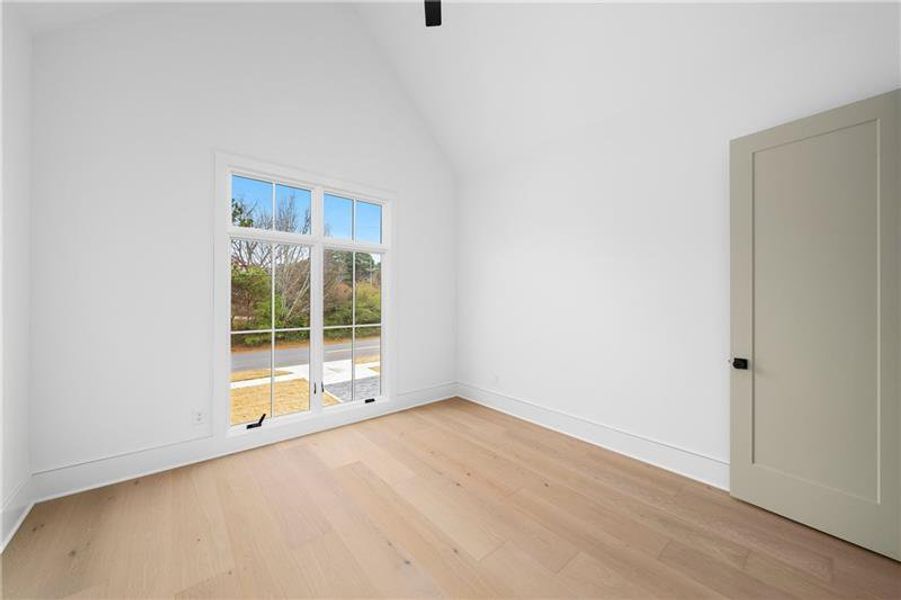 Spacious, unfurnished interior of a new home in , Roswell (Image 47).