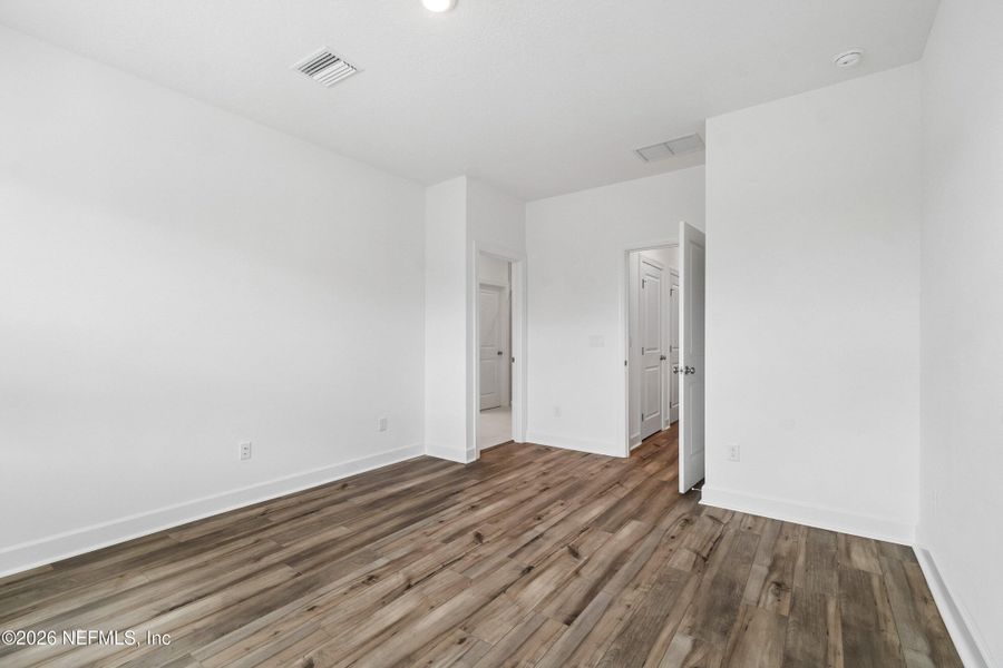 Spacious, unfurnished interior of a new home in Westerly Park at Wildlight – Overlook Collection, Yulee (Image 24).