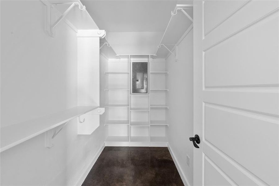 Image 25 of a home in .