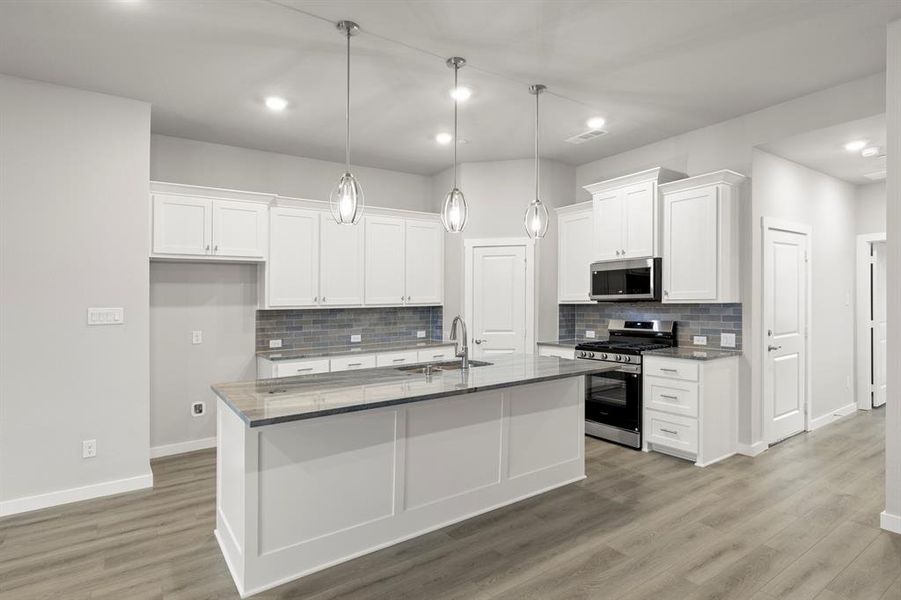 650 Oakridge_3141_Dublin_Kitchen (2) 650 Oakridge_3141_Dublin_Kitchen (2)