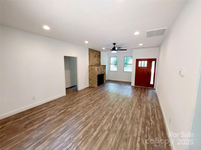 Spacious, unfurnished interior of a new home in , Hendersonville (Image 23).