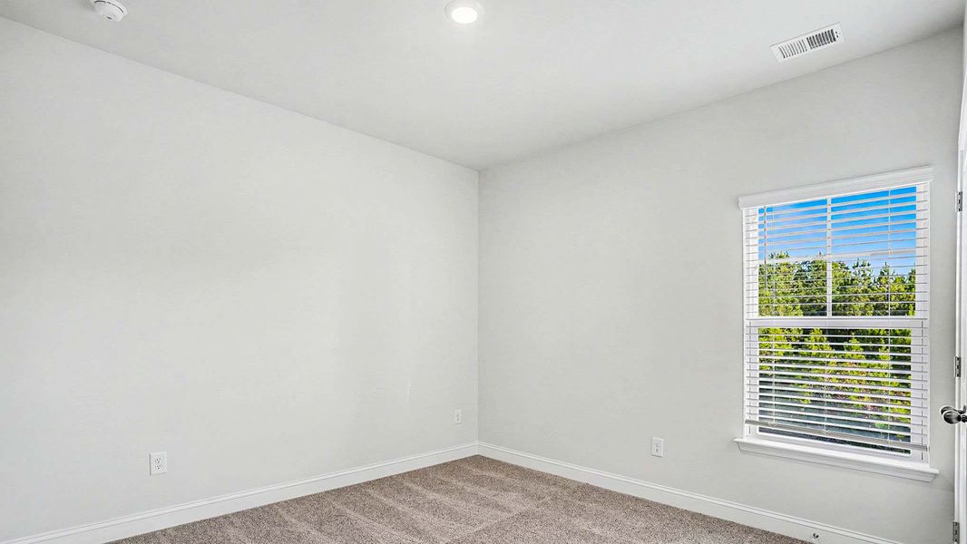 Spacious, unfurnished interior of a new home in Auberon Woods, Conway (Image 17).