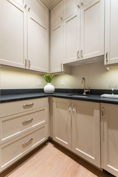 Image 43 of a home in .