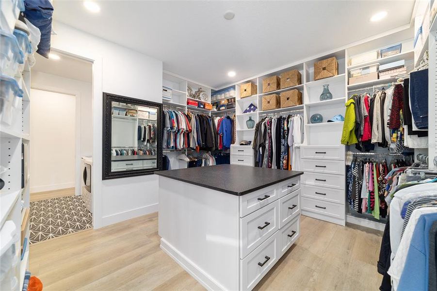 Furnished interior view inside a new home in , Belleview (Image 58).