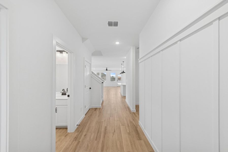 Welcoming foyer with feature wall Welcoming foyer with feature wall