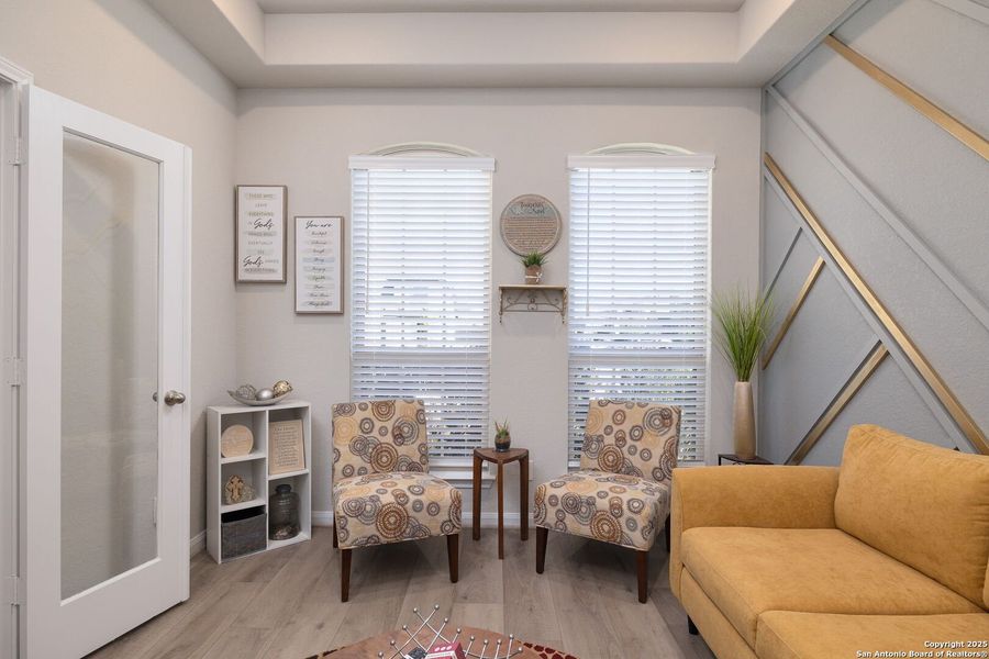Furnished interior view inside a new home in Rhine Valley, Schertz (Image 10).