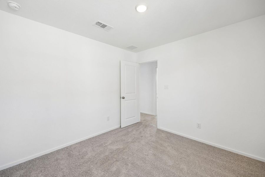 Spacious, unfurnished interior of a new home in Montgomery Bend, Montgomery (Image 26).