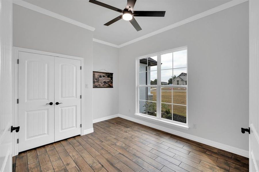 Spacious, unfurnished interior of a new home in , Waxahachie (Image 29).