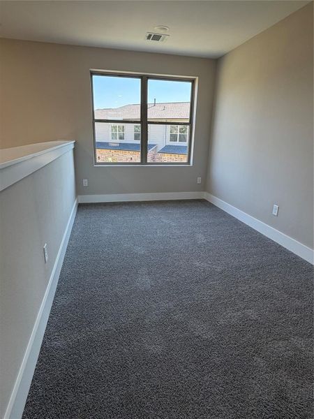 Spacious, unfurnished interior of a new home in , Spring (Image 23).