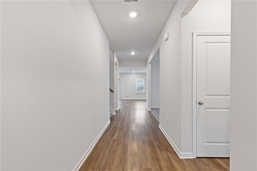 Spacious, unfurnished interior of a new home in , Braselton (Image 33).