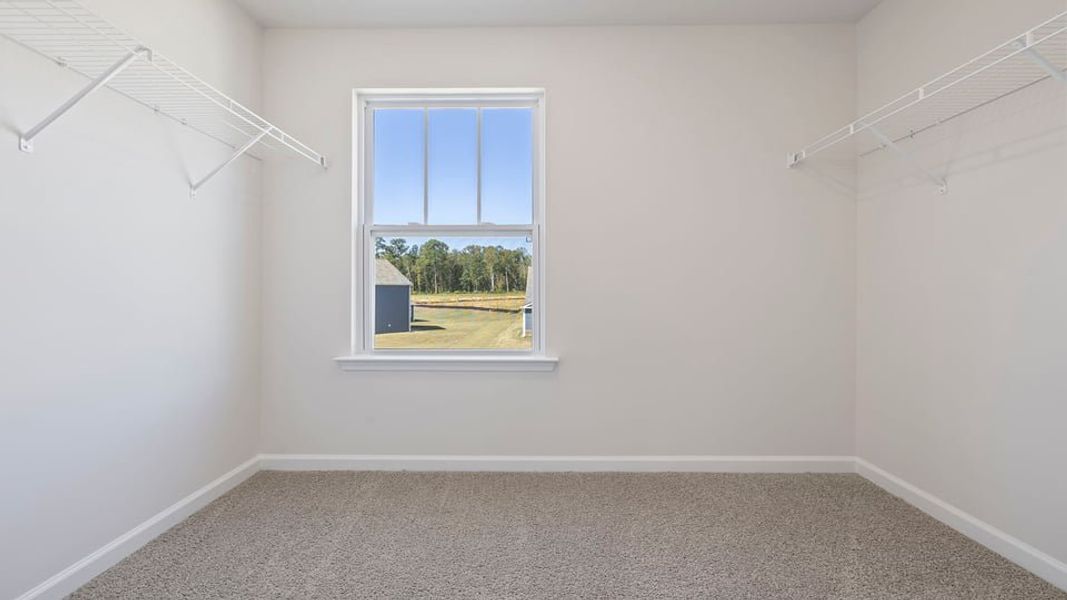 Spacious, unfurnished interior of a new home in Varner Station, Woodruff (Image 26).