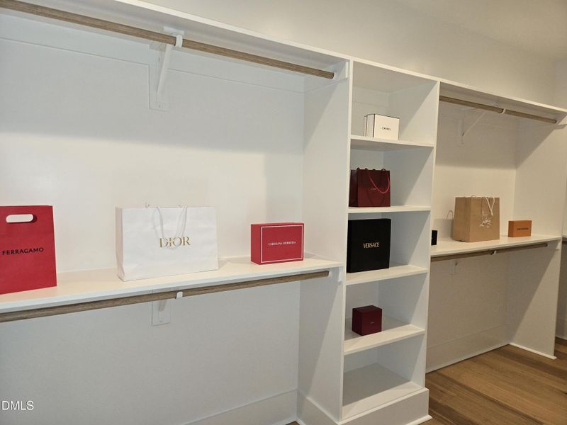 1000007499 1000007499