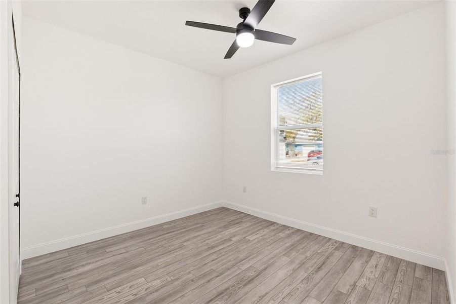 Spacious, unfurnished interior of a new home in , Orlando (Image 11).