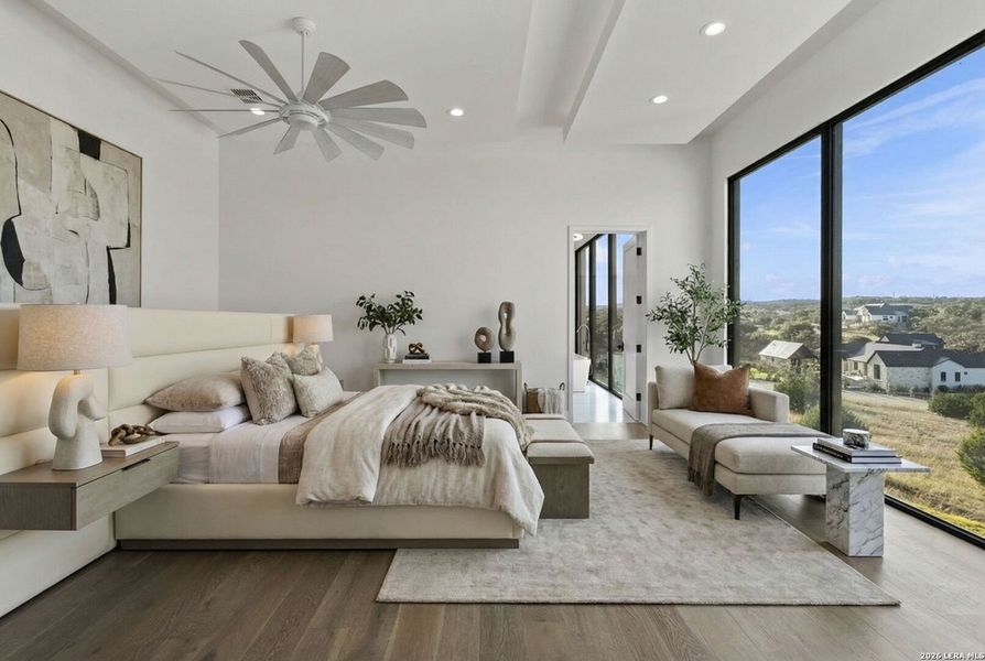 Furnished interior view inside a new home in , Boerne (Image 16).