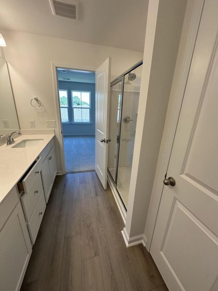 Spacious, unfurnished interior of a new home in Clear Springs Townhomes, North Charleston (Image 7).