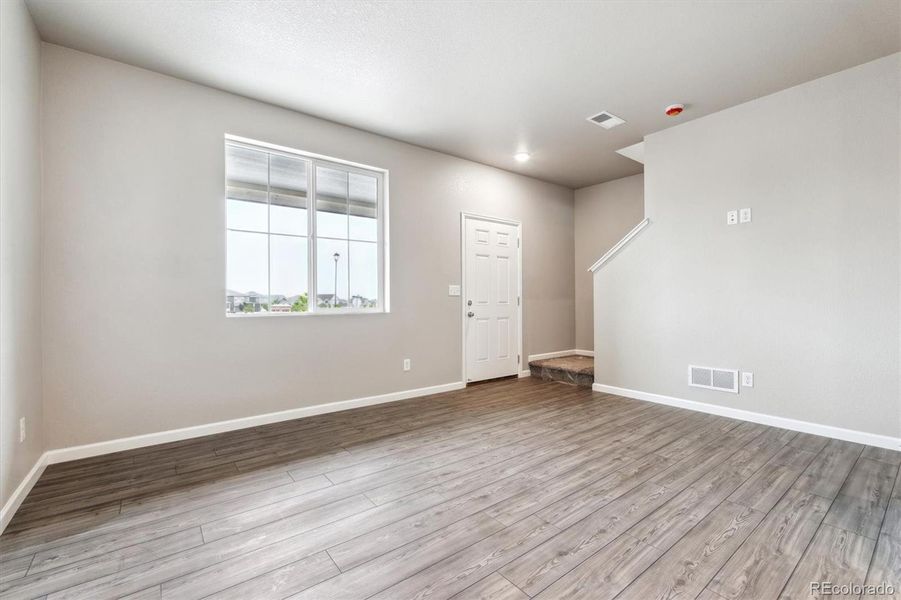 Spacious, unfurnished interior of a new home in Pintail Commons at Johnstown Village, Johnstown (Image 18).