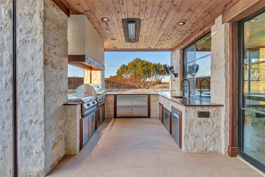 Exterior details and patio area of a home in , Cresson (Image 3).