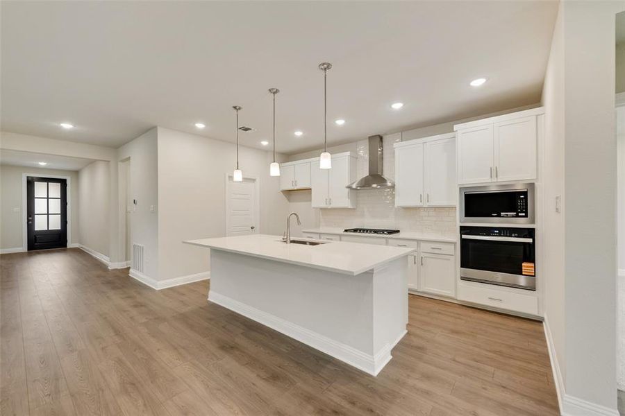 Furnished interior view inside a new home in Sutton Fields, Celina (Image 8).