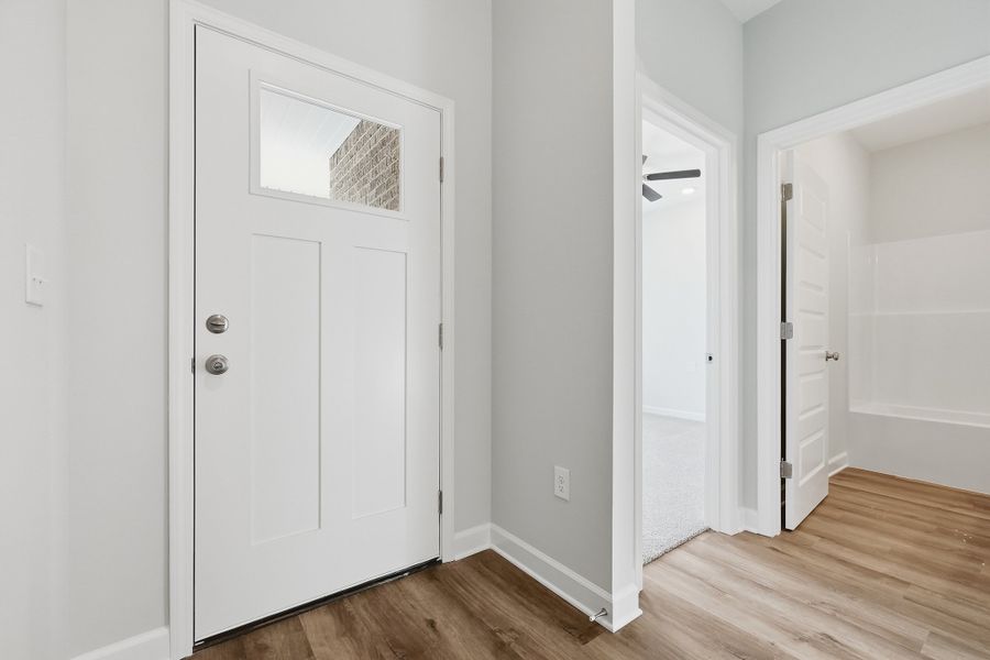 Spacious, unfurnished interior of a new home in Southern Charm, Crestview (Image 28).