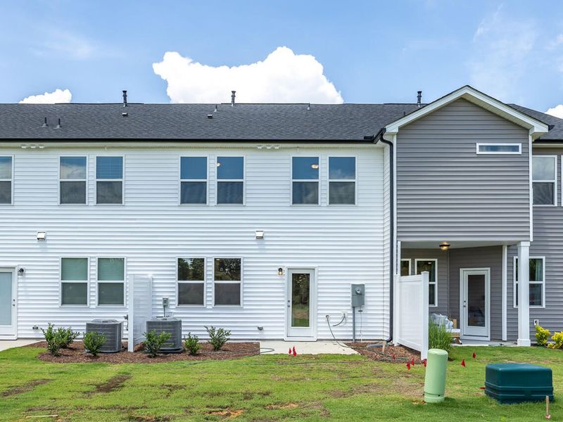 Exterior details of a home in Springvale, Willow Spring (Image 3).