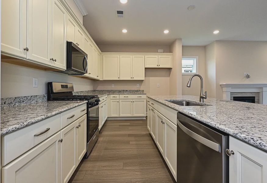 Kitchen - 6 of 27 Kitchen - 6 of 27