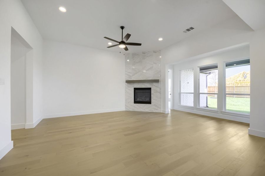 1266 Cedarwood - Living Area