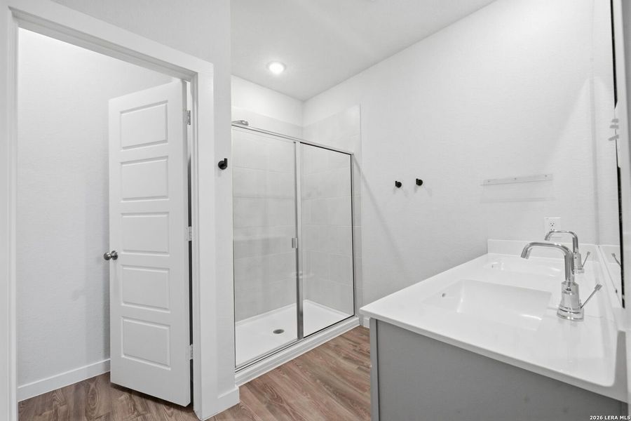 Furnished interior view inside a new home in Spring Creek, San Antonio (Image 31).