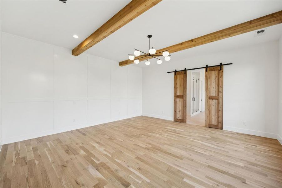 Private owner's suite is a serene retreat. Private owner's suite is a serene retreat.