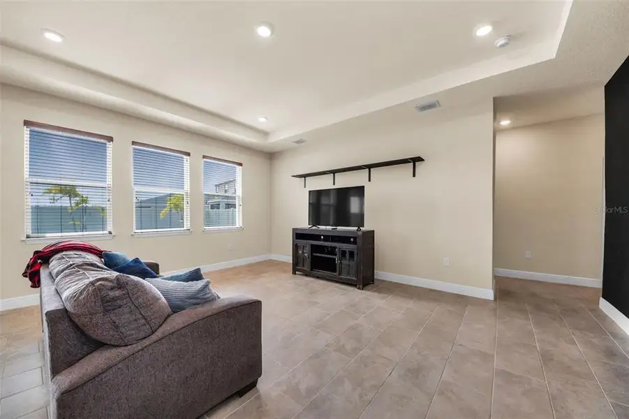 Furnished interior view inside a new home in Mangrove Manor, Apollo Beach (Image 5). Furnished interior view inside a new home in Mangrove Manor, Apollo Beach (Image 5).