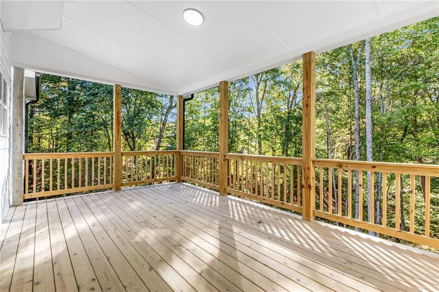 Exterior details and patio area of a home in , Gainesville (Image 4).