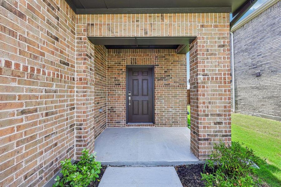 Exterior details and patio area of a home in Overland Grove, Forney (Image 20).