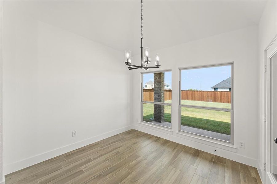 14. 9729 Chesney - Nook 14. 9729 Chesney - Nook