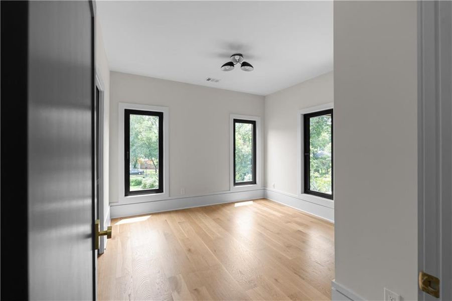 Spacious, unfurnished interior of a new home in , Atlanta (Image 60). Spacious, unfurnished interior of a new home in , Atlanta (Image 60).